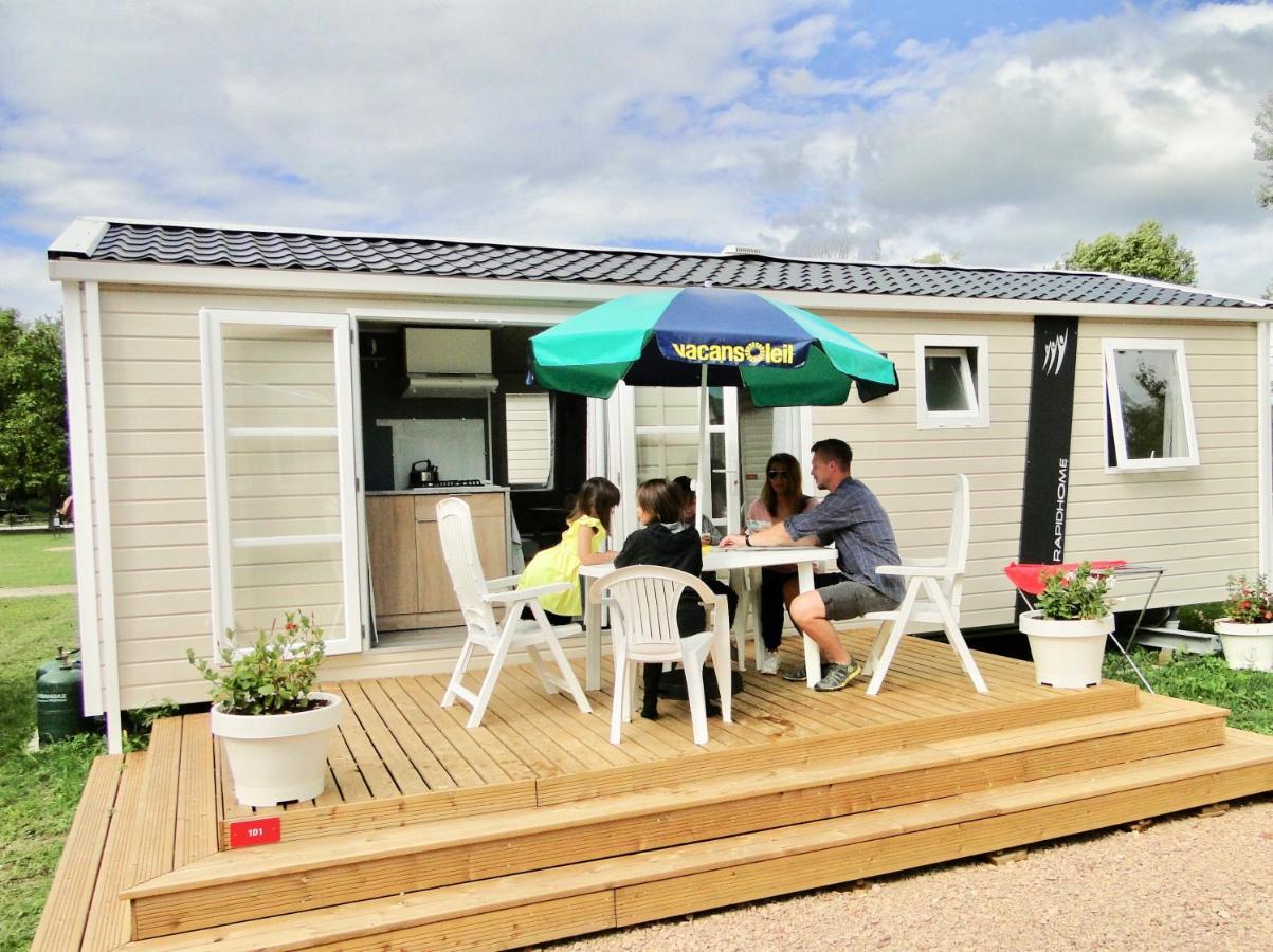 Camping Aux Rives Du Soleil بون-دو-فو المظهر الخارجي الصورة