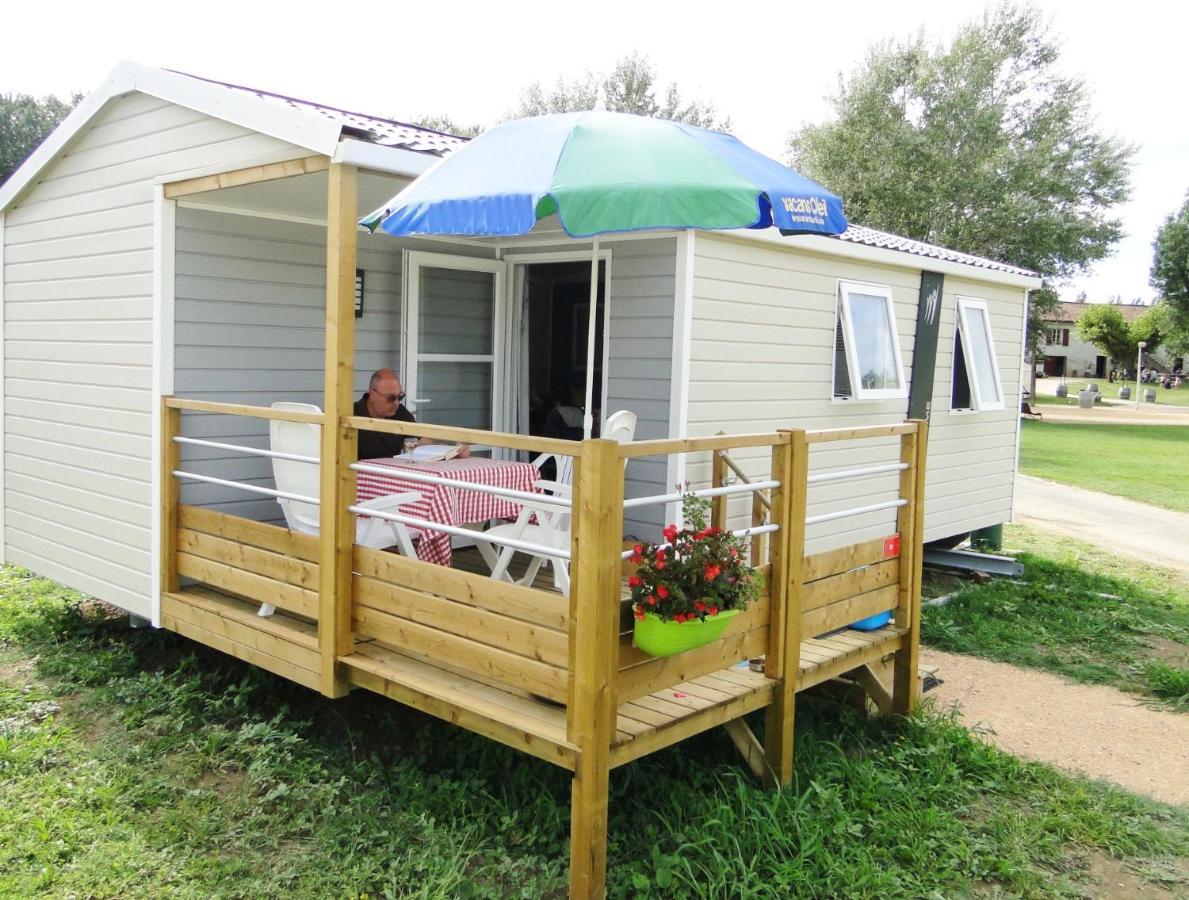 Camping Aux Rives Du Soleil بون-دو-فو المظهر الخارجي الصورة